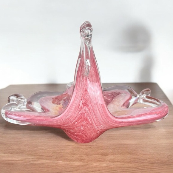 Vintage pink art glass swan figurine, candy dish mid-century modern trinket dish - Picture 3 of 8